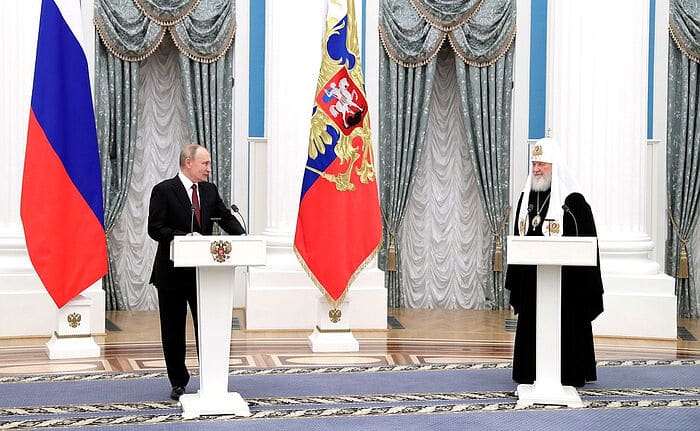 ПУТИН НАГРАДИЛ СВЯТЕЙШЕГО ПАТРИАРХА КИРИЛЛА ОРДЕНОМ