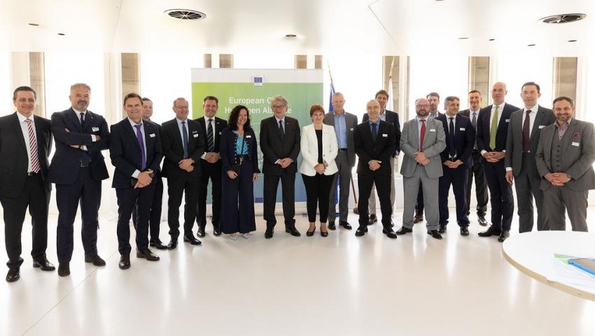 A historic day for the EU’s hydrogen industry: An electrolysis boom is on the way