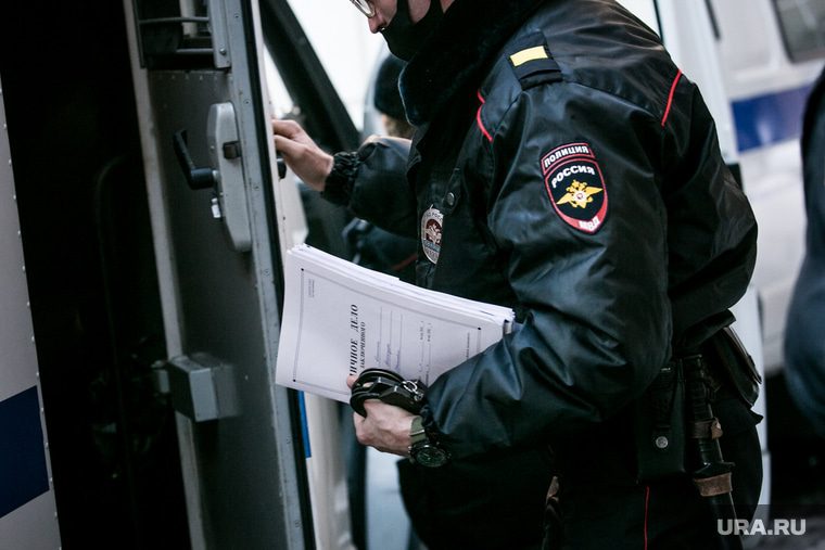 Former FSB officer sent to prison for treason