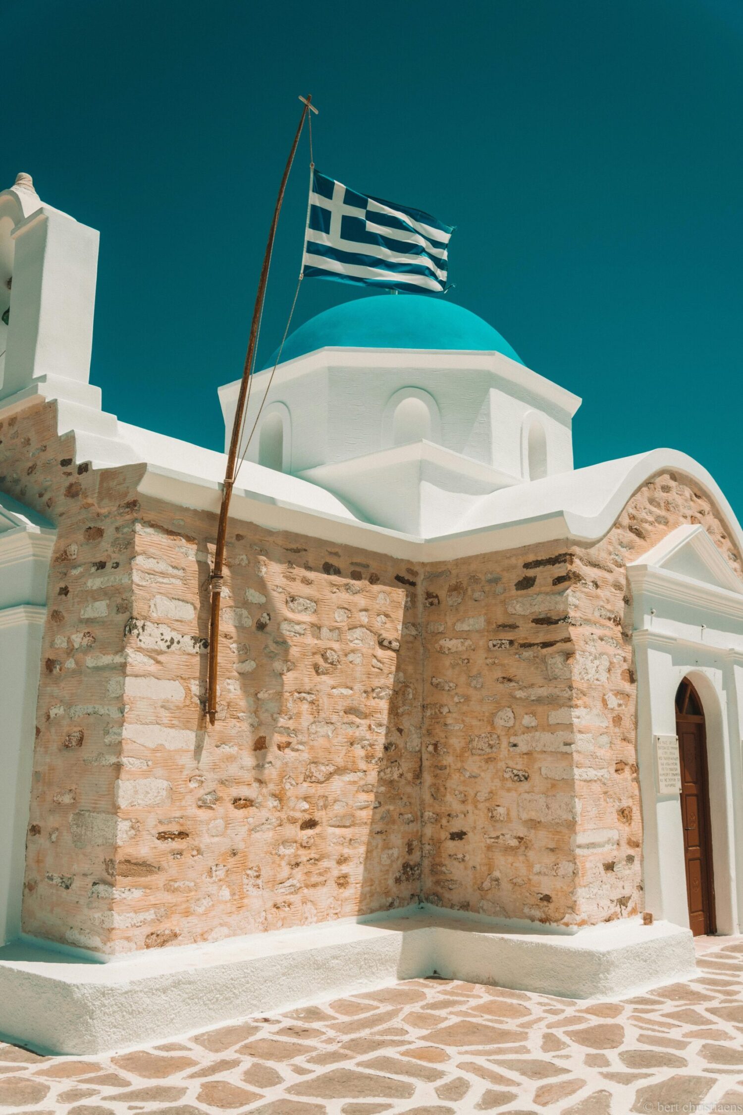 After two failed attempts: The daughter of the last Greek king married
