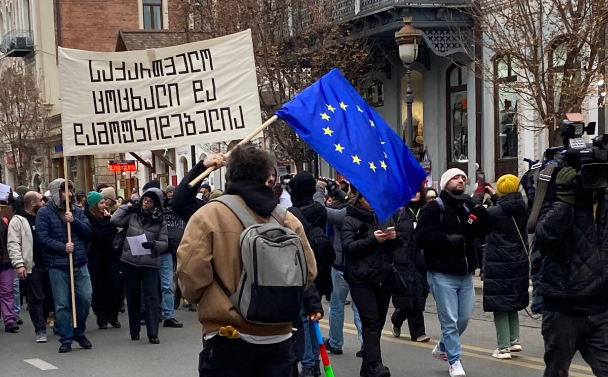 Georgia Police violence in Tbilisi while President Zurabishvili calls for quick EU actions