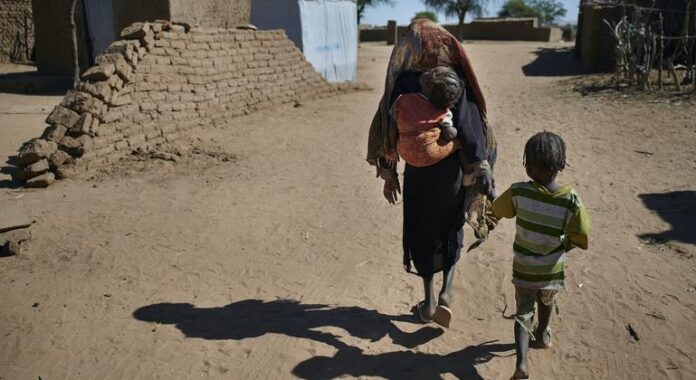 Sudan war: Displacement figures fall for first time