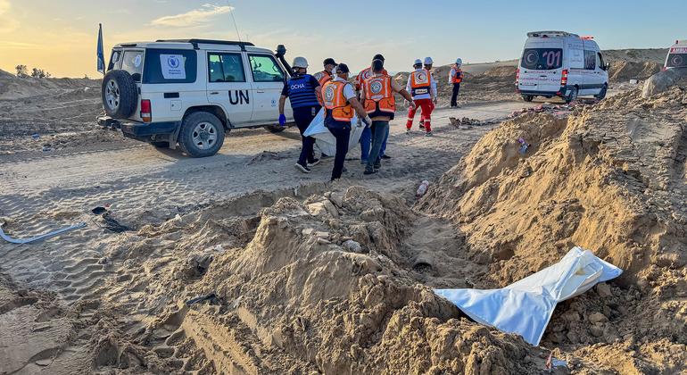 Gaza: Paramedic still missing after aid worker killings, Palestinian Red Crescent Society calls for answers