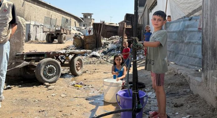 Gaza: As last fuel supplies run out, aid teams warn of catastrophe