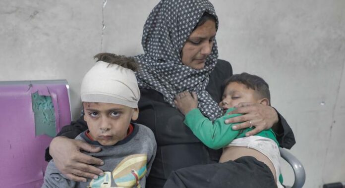 Gaza: 875 people confirmed dead trying to source food in recent weeks