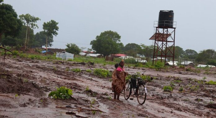 Violence in northern Mozambique forces thousands to flee, straining aid efforts