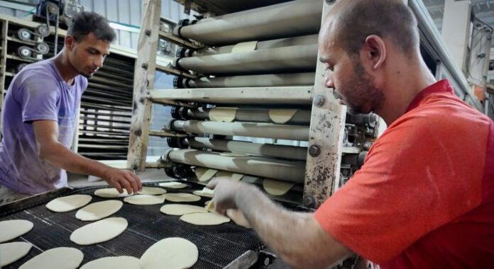 1762399732_image770x420cropped.jpg Gaza: Aid teams race to push back hunger; one million food parcels delivered
