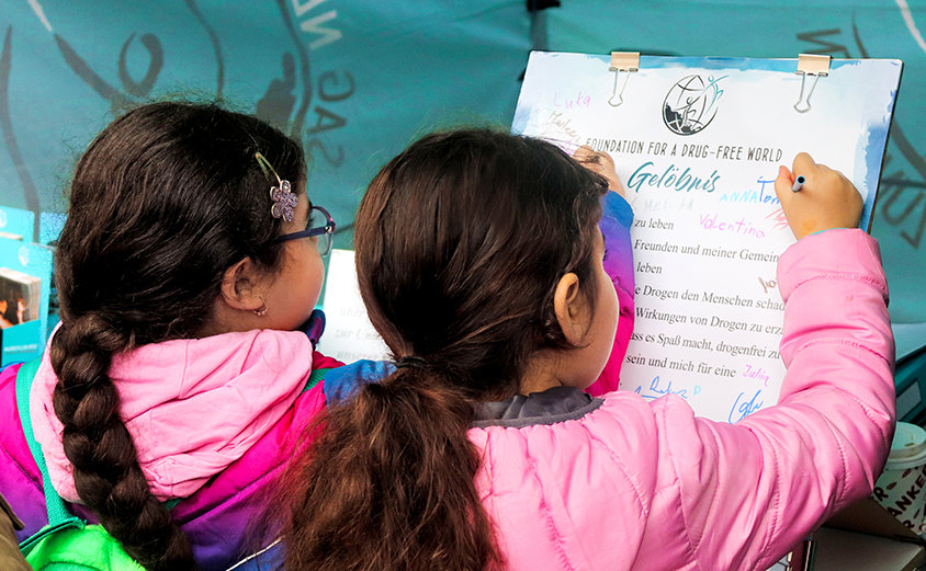 Vienna Volunteers Bring “Truth About Drugs” Education to Youth Before Dealers Do