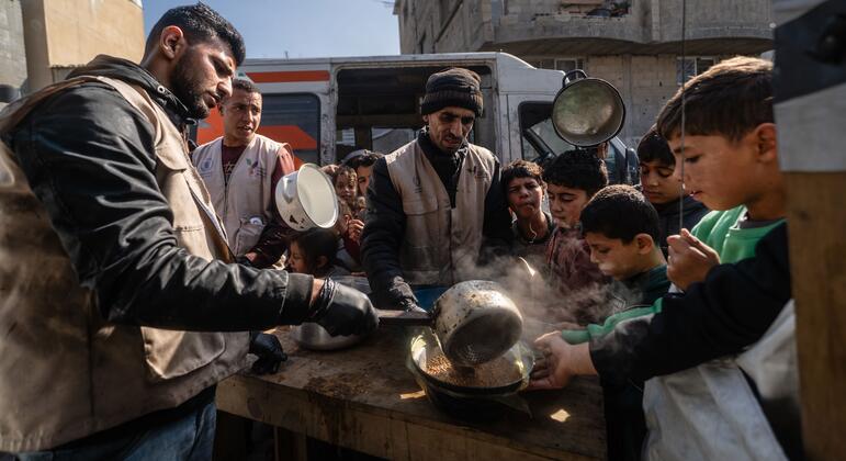 Aid continues despite winter hardship in Gaza and West Bank, UN says