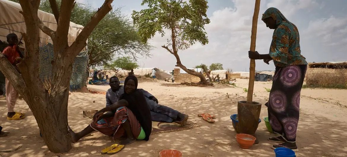 World news in brief: food crisis in Madagascar, call for help in Colombia and fuel shortage in Cuba