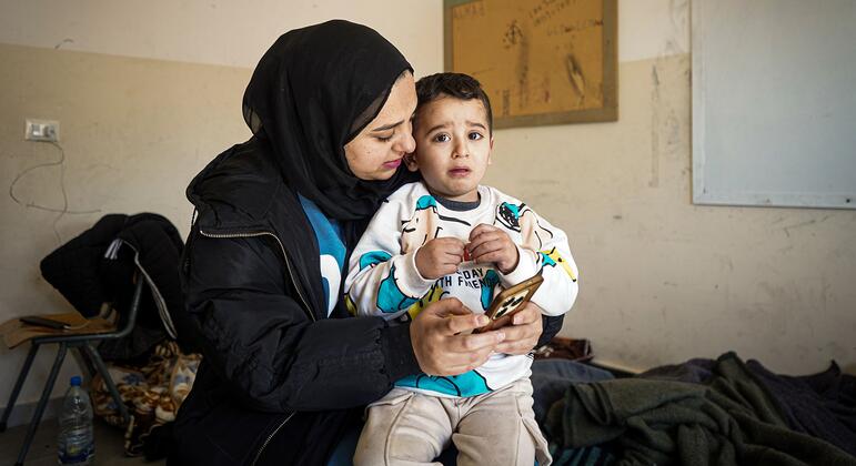 MIDDLE EAST LIVE 27 March: Humanitarian crisis deepens across the region