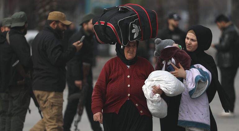 MIDDLE EAST LIVE: Vital food aid blocked, Security Council meets in emergency session on Lebanon