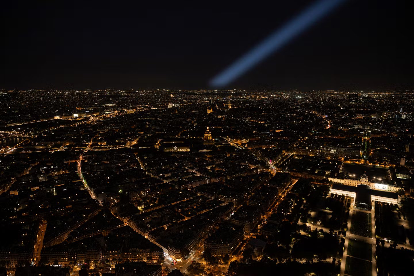 Light pollution has significantly decreased in France between 2014 and 2022
