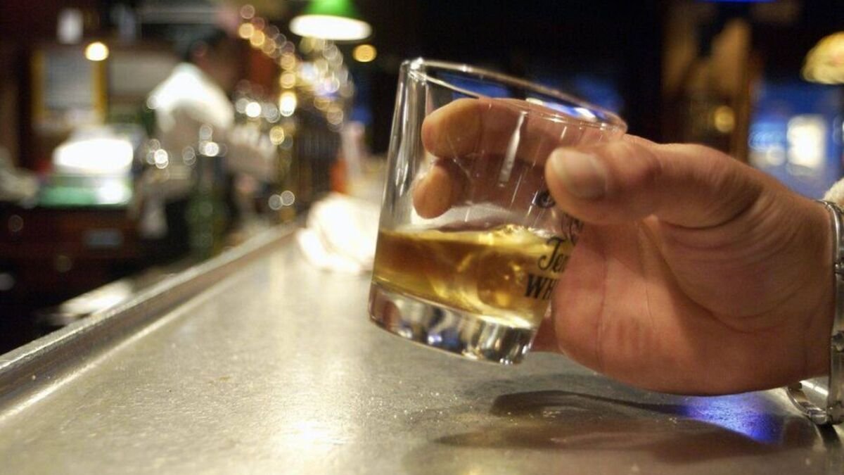 By taxing drunkenness on public roads, the mayor of Saintes assumes “to seek new revenue”