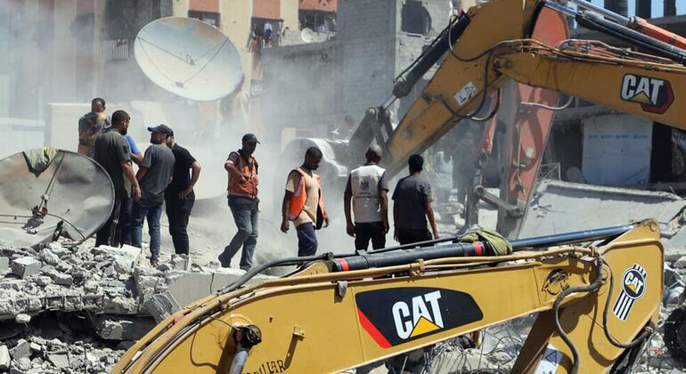 Gaza: At least 20 killed in deadly building collapse, search for survivors continues
