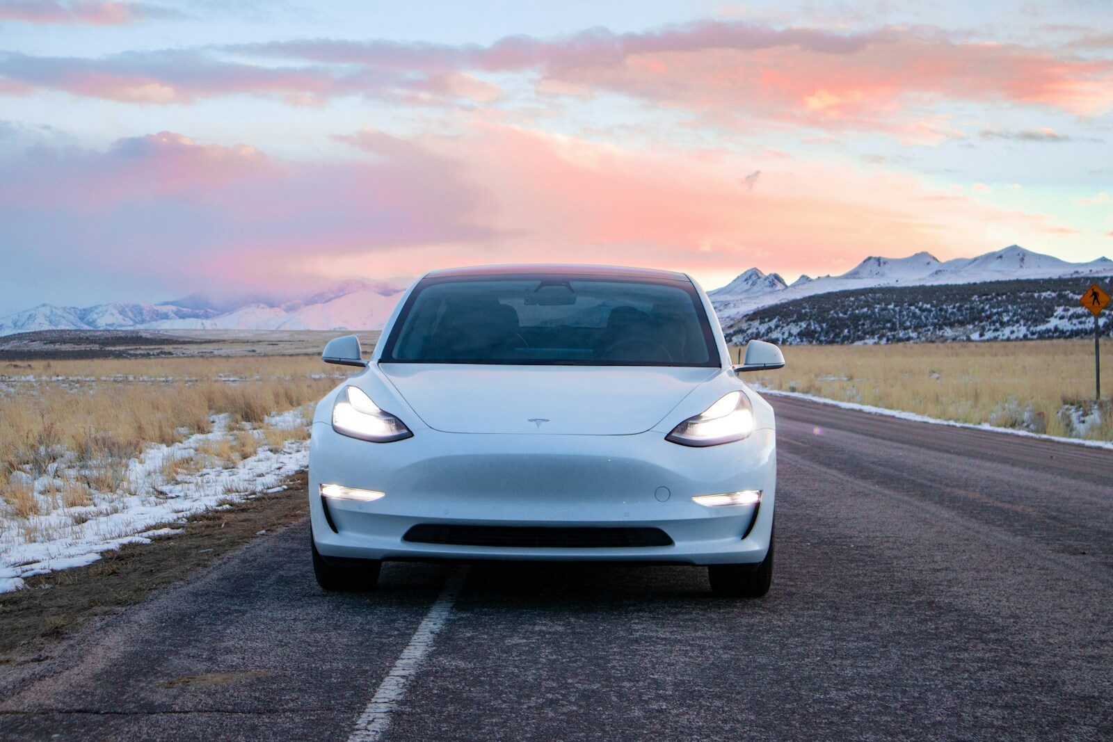 Belgian Test Finds Tesla FSD Speeding in Brussels 30 km/h Zones