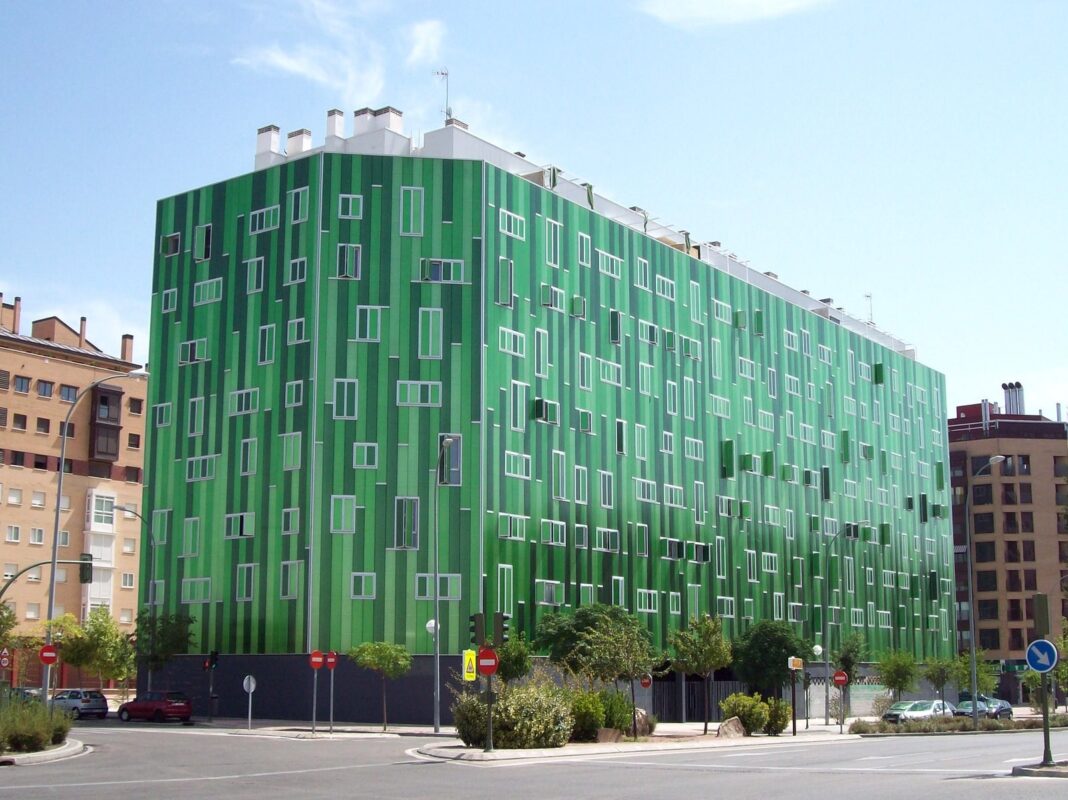 Spain puts non-discrimination directly into its new housing law