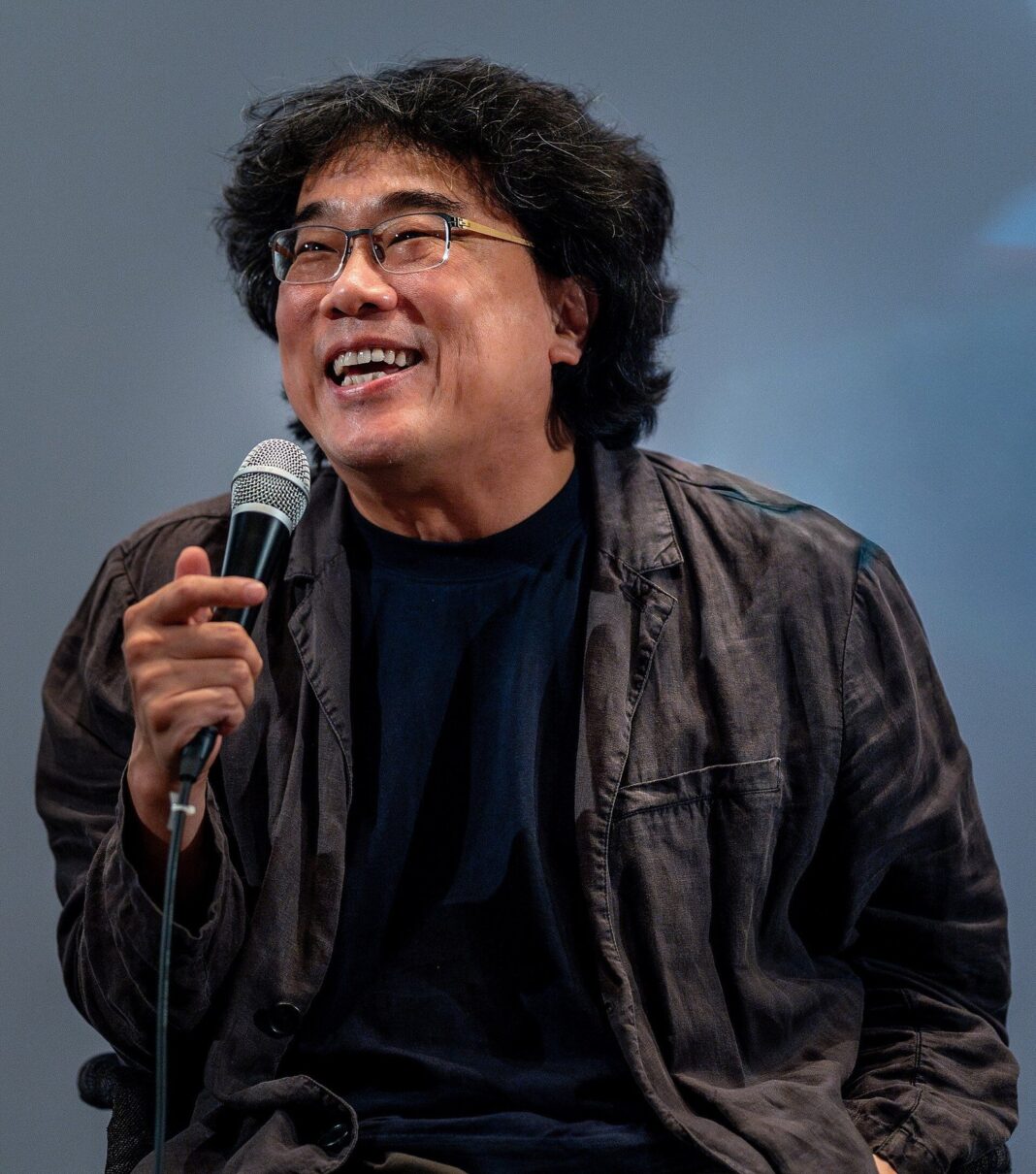 ‘Parasite’ makes Oscar history: a Korean film with subtitles wins Best Picture