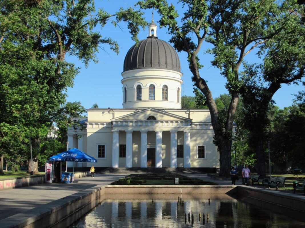 Moldova’s stress-tested vote: observers cite foreign interference as PAS holds its majority