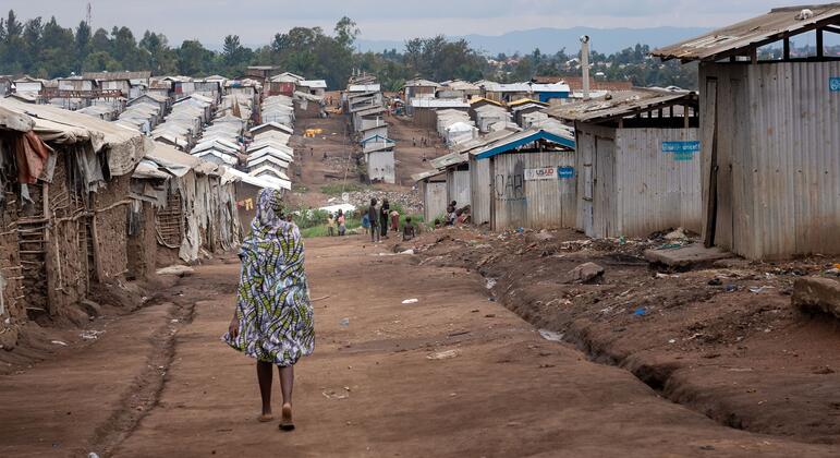 Ebola response faces setback as transit centre burns down in DR Congo camp
